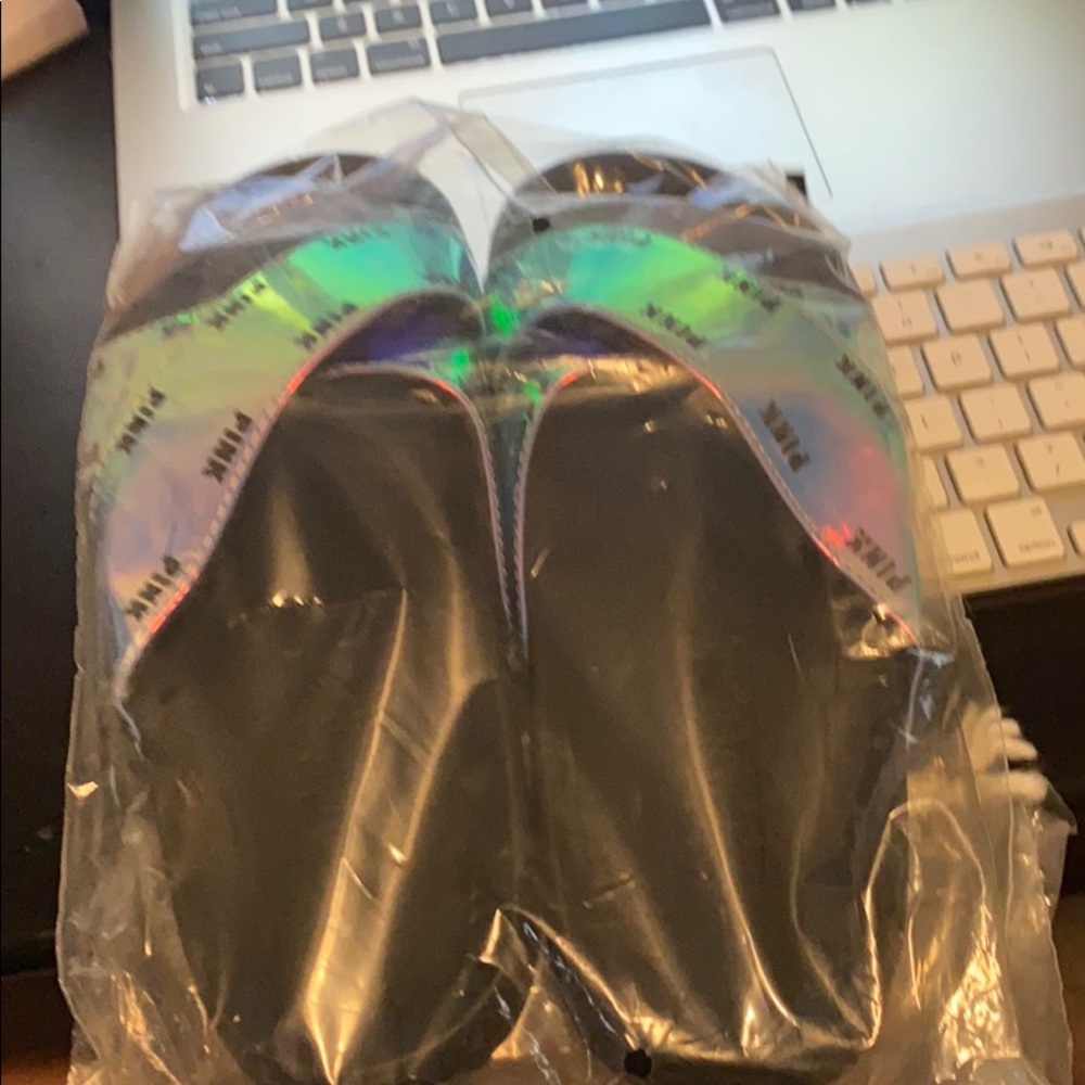 Victoria secret slides size 7-8